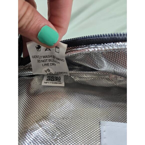 Adidas grey unisex lunchbag - Picture 6 of 9